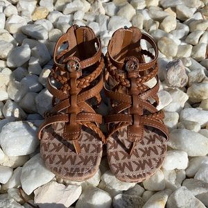 Michael Kors brown summer sandals ☀️